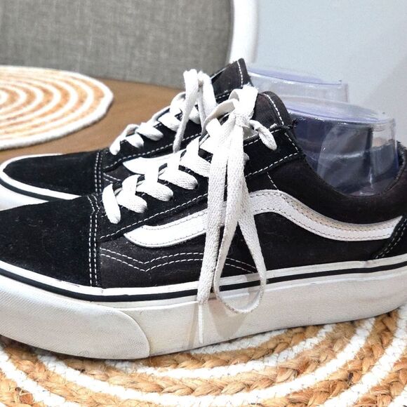 Vans Old Skool Platform Black and White Suede Sneakers, Size 8W/6.5M - Picture 4 of 9